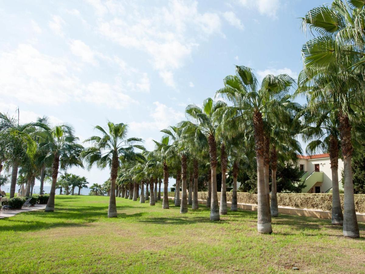 Anmaria Beach Hotel & Spa ไอยานาปา ภายนอก รูปภาพ