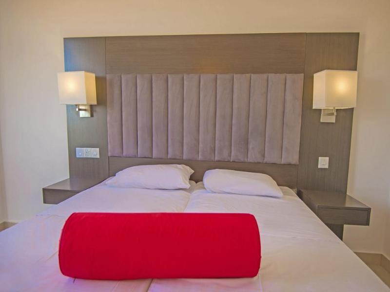 Anmaria Beach Hotel & Spa ไอยานาปา ภายนอก รูปภาพ